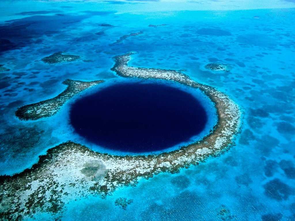 Great_Blue_Hole-Belize_Barrier_Reef-Blue_hole