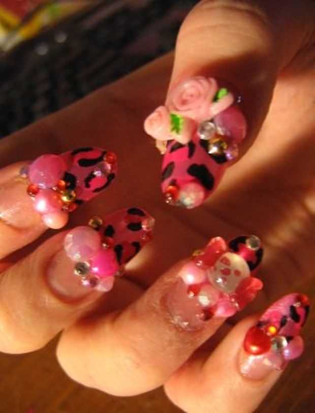 Sweet Pink And Leopard nail Art 3