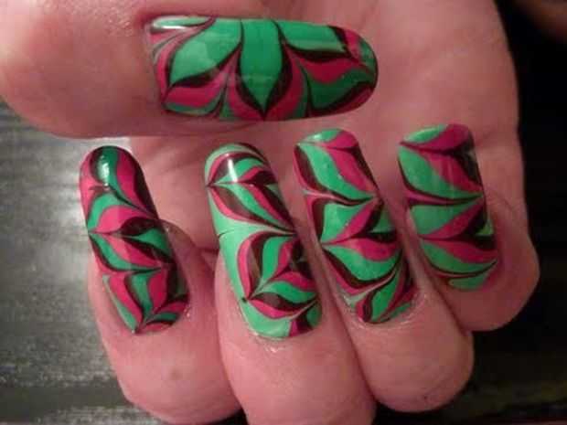 Retro Magnetic Flower Nail Art 2