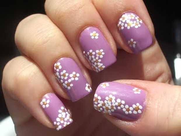 Retro Magnetic Flower Nail Art