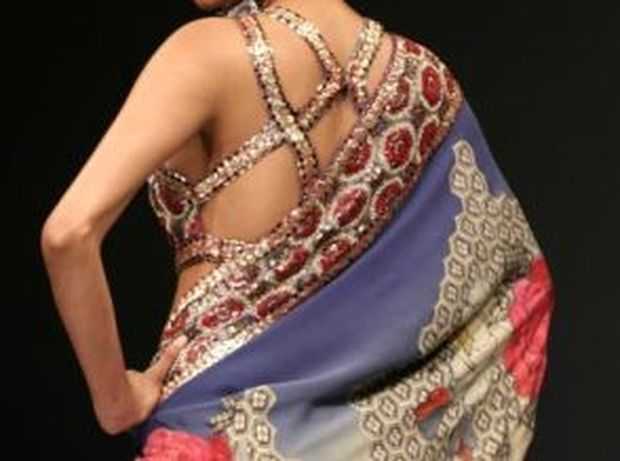 latest-saree-blouse-pattern-15