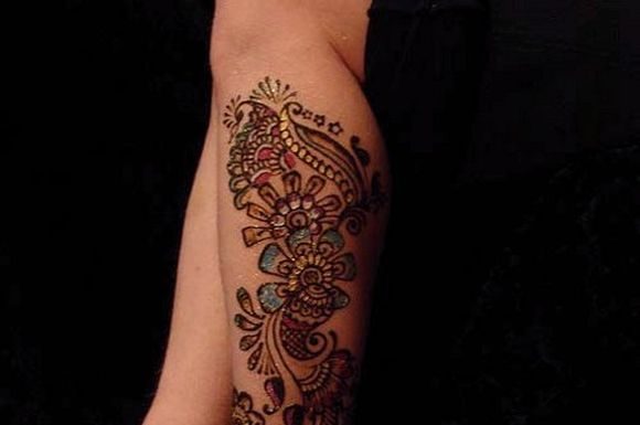 Latest Arabic Mehndi Designs For Feet With Stones 1