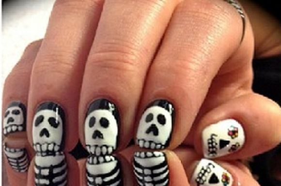 Halloween Skeleton Nail Art Designs