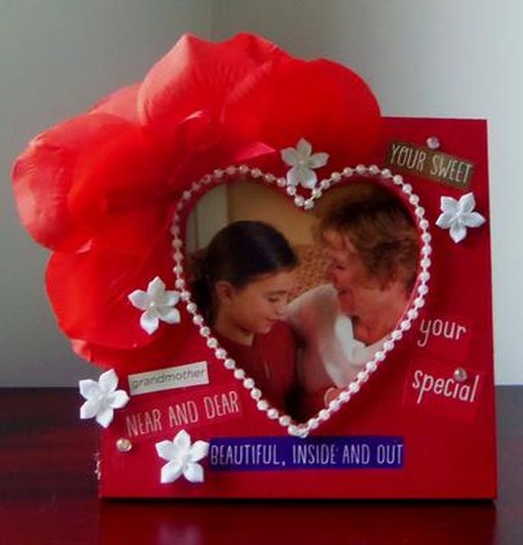 handmade-valentine-photo-frame