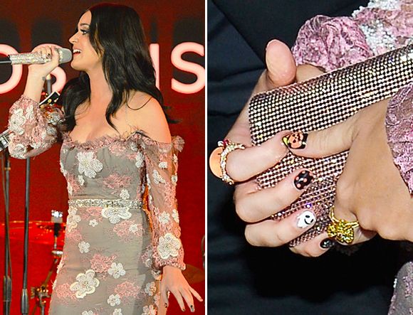 katy-perry-halloween-celebrity-nail-art-trends