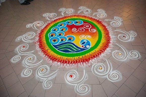 new-and-latest-peacock-rangoli-designs-1