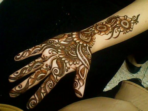 simple-arabic-mehndi-design-5