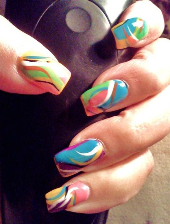 color-blocking nail-art