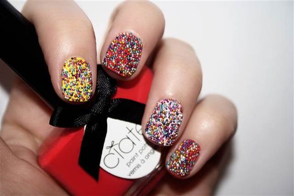 Caviar-nail-art