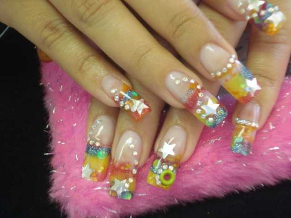 rainbow-nail-art-9