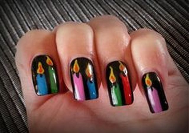 birthday-candles-nail-art-4