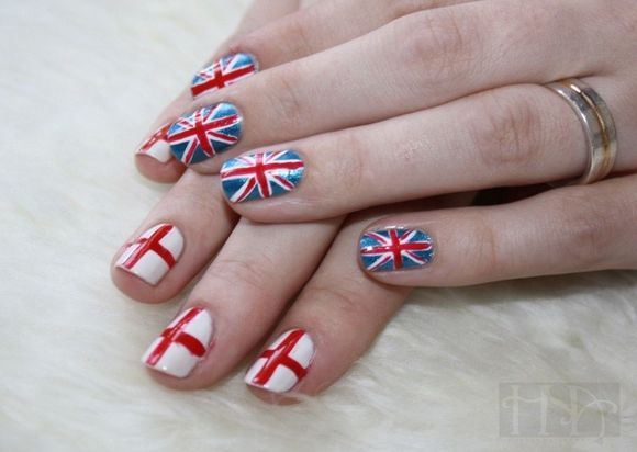 world-cup-2014-england -nail-art-designs