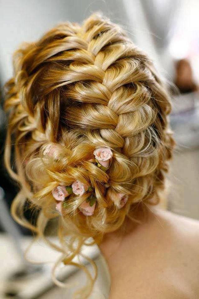 Creative hairstyle ideas for women and girls