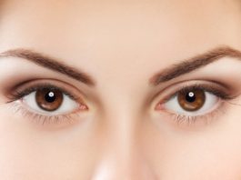 How-to-Take-Care-of-Your-Eyelids-for-Life