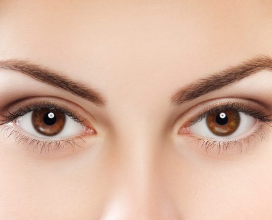 How-to-Take-Care-of-Your-Eyelids-for-Life